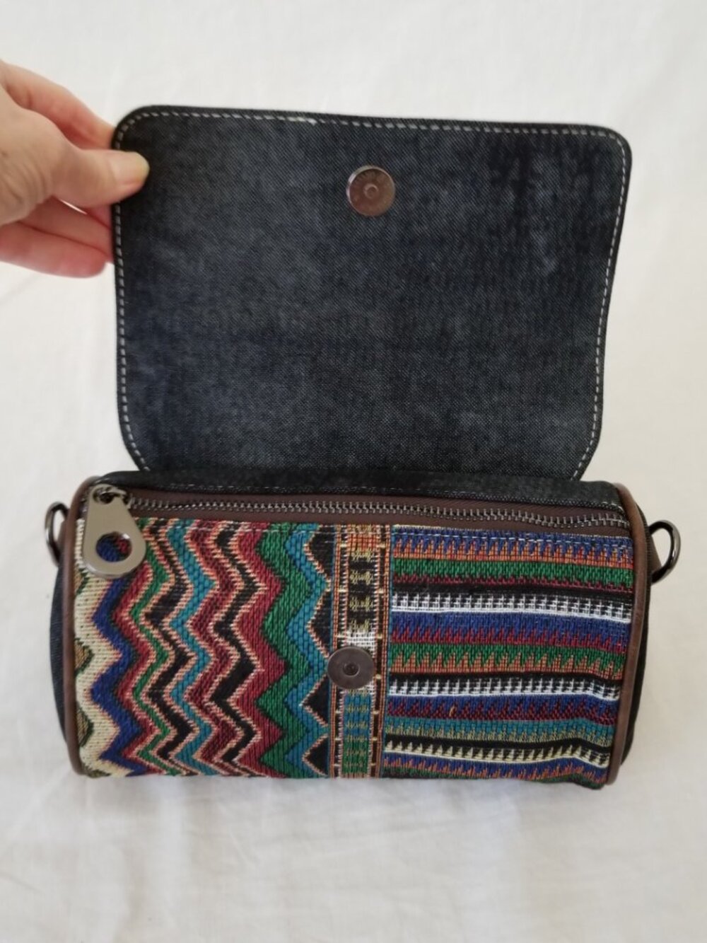 NWT! Boho Purse Shoulder Bag -Faux Leather & Denim w/Colorful Embroidered Design - Picture 3 of 10